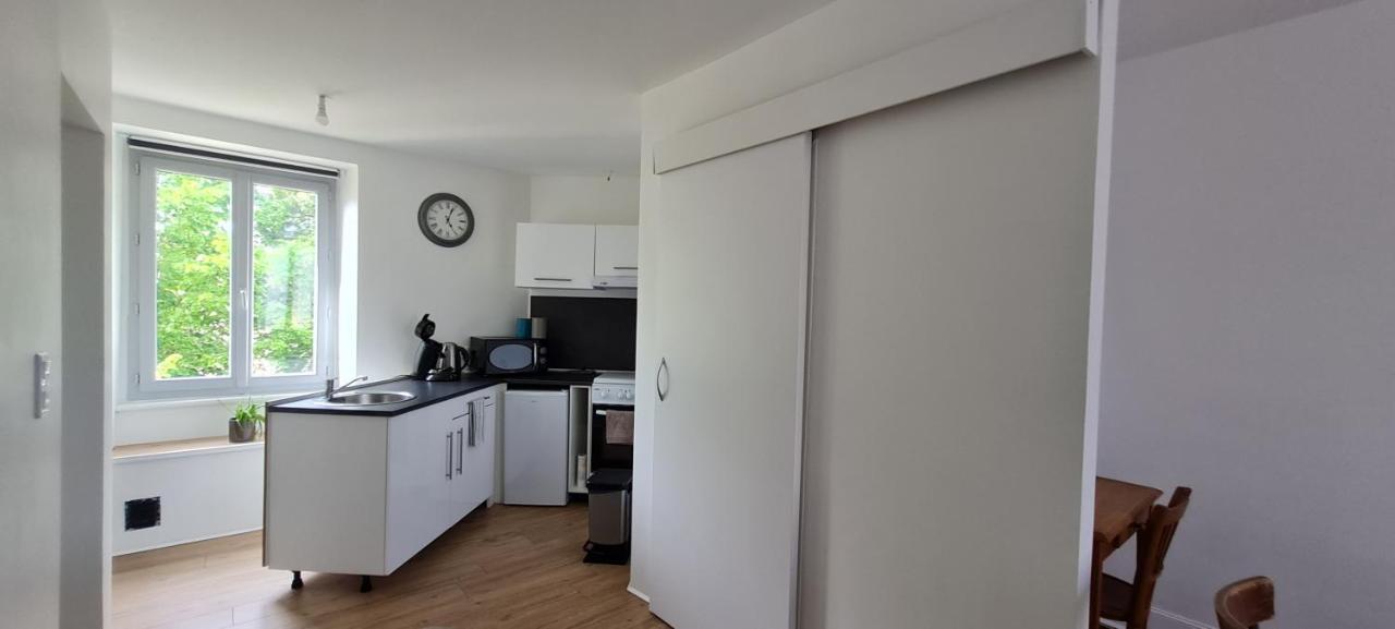 Appartement Confort Deux Etoiles Dole Exterior photo