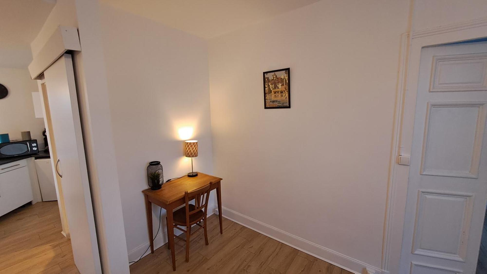 Appartement Confort Deux Etoiles Dole Exterior photo